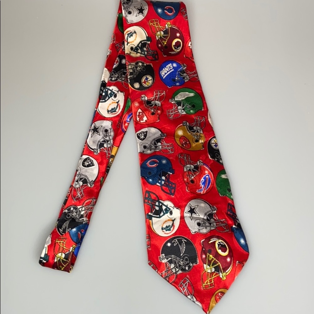 Team NFL logo necktie